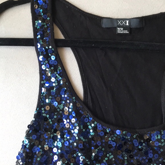 Forever 21 Midnight blue sequin tank top - Picture 4 of 8